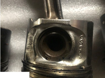 Piston/ Ring/ Bushing DEUTZ