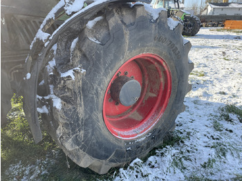 Wheel and tire package for Agricultural machinery Fendt 828 Vario - opona 600/70R30 600/70/30: picture 2