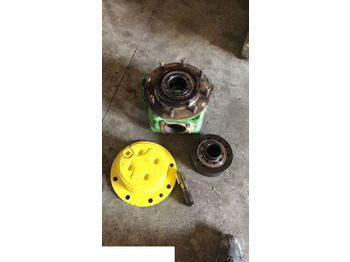 Wheel hub JOHN DEERE