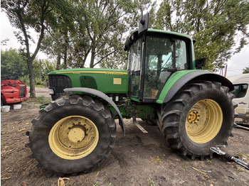 Steering knuckle JOHN DEERE