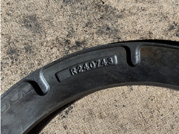 Brake disc for Agricultural machinery John Deere 7200 7230 7630 7830 7930 7M 230 Docisk Hamulca Płytka R226506 R240743: picture 3