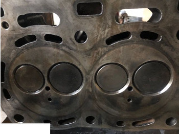 Cylinder head PERKINS