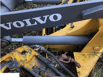 Hydraulic cylinder VOLVO