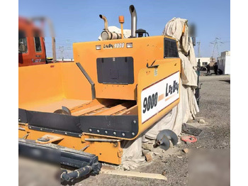 Asphalt paver