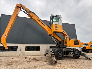 Waste/ Industry handler LIEBHERR