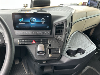 Tractor unit Mercedes-Benz Actros 1845 Gigaspace / 549 dkm / 2 Tanks / Stand Airco / New Tacho V2: picture 5