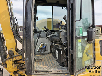 Mini excavator Caterpillar 305.5E2CR: picture 5