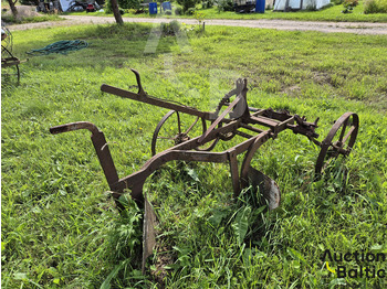 Plow