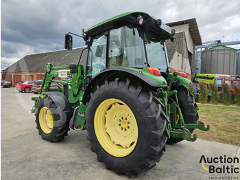 Farm tractor John Deere 5100 R: picture 4