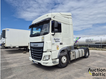 Tractor unit DAF XF 460