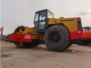 Roller Dynapac CA251D: picture 3