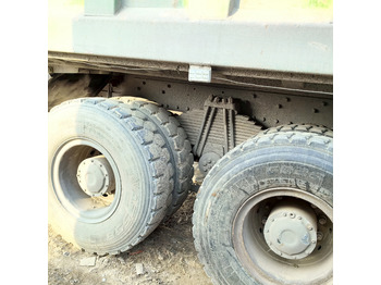 Tipper FAW China 8x4 430hp-Green: picture 5