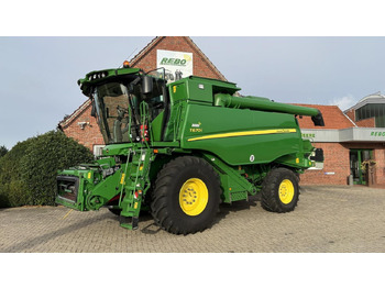 Combine harvester JOHN DEERE T660