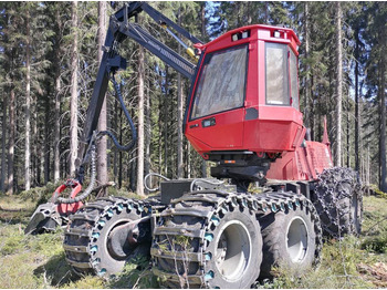 Forestry harvester Komatsu 931.1: picture 1