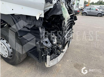 Tractor unit Renault T480: picture 5