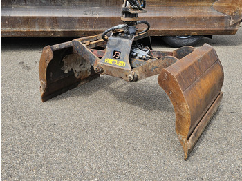 Tipper, Crane truck Tatra 6X6 / T158/II / 2 SIDE TIPPER - HMF Z CRANE: picture 5 Tipper, Crane truck Tatra 6X6 / T158/II / 2 SIDE TIPPER - HMF Z CRANE: picture 5