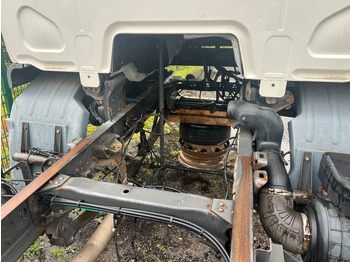 Curtainsider truck DAF LF 45.220 12 to. for PARTS no engine no gearbox! DAF LF 45.220 12 to. for PARTS no engine no gearbox!: picture 3