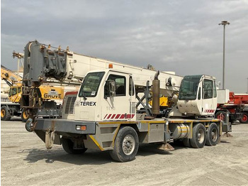 Crawler crane TEREX