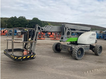 Articulated boom NIFTYLIFT