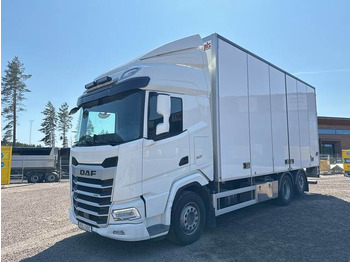 Box truck DAF XF 530