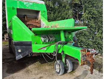 Industrial waste shredder