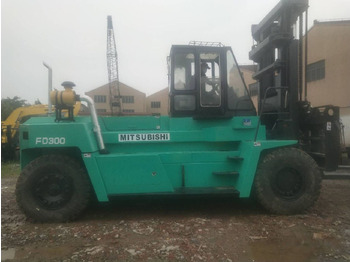 Diesel forklift Mitsubishi FD300: picture 5