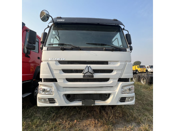 Tractor unit SINOTRUK HOWO