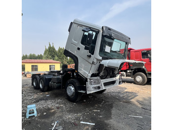 Tractor unit SINOTRUK HOWO