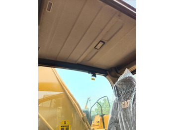 Crawler excavator CATERPILLAR 330GC CAT 330 GC: picture 2