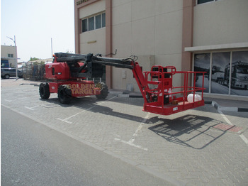 Articulated boom