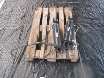 Attachment NEW HOLLAND