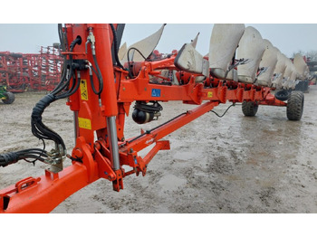 Plow KUHN