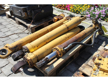Hydraulic cylinder for Construction machinery Caterpillar 212 BFT: picture 4