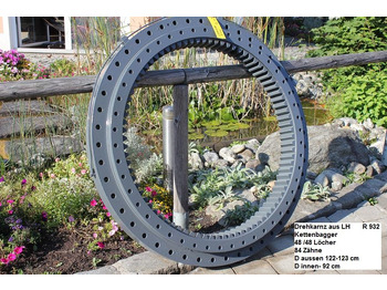 Slewing ring for Construction machinery Liebherr R 932: picture 3