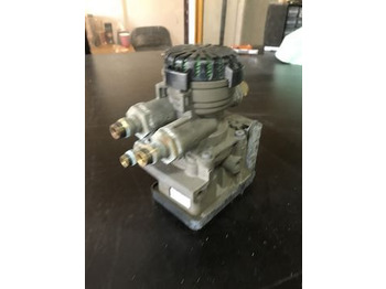 Brake valve for Truck Knorr-Bremse 21114974   Volvo FH FM truck: picture 2