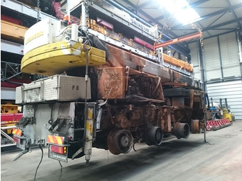 All terrain crane LIEBHERR LTM 1060/2
