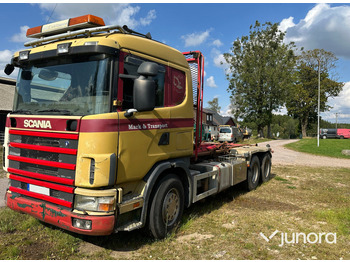 Hook lift truck SCANIA R124