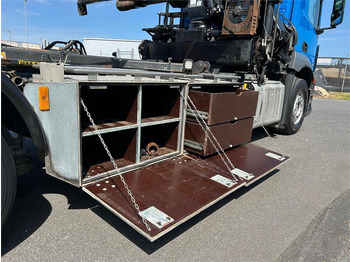 Skip loader truck Mercedes-Benz Antos 2546 - Hiab 192 E kran: picture 3