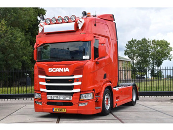 Tractor unit SCANIA R 450
