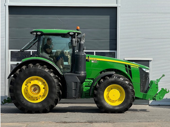 Farm tractor John Deere 8400 R: picture 3