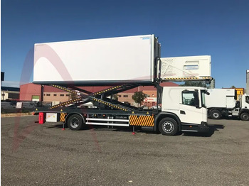 Airport catering truck TECNOVE L280 B4X2LB: picture 4