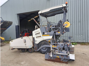 Asphalt paver VÖGELE