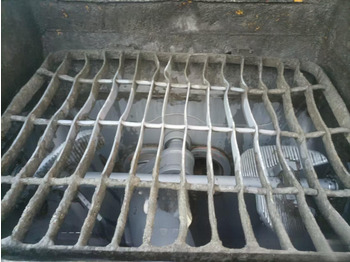 Concrete pump truck XCMG Manufacturer Concrete Pump Machine HB43V Used 43m HOWO Small Concrete Pumps Truck For Sale: picture 5