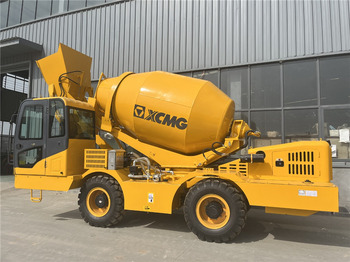 XCMG Official 4 Wheel Drive 4m3 Volumetric Self-loading Truck Concrete Mixer - Concrete mixer truck: picture 1 XCMG Official 4 Wheel Drive 4m3 Volumetric Self-loading Truck Concrete Mixer - Concrete mixer truck: picture 1