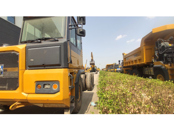 XCMG Official Used Mining Dump Trucks XDR80T 70 Ton Dumper Truck For Sale leasing XCMG Official Used Mining Dump Trucks XDR80T 70 Ton Dumper Truck For Sale: picture 2