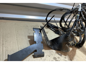 Cables/ Wire harness for Truck DAF XF 106 2020457   DAF XF 106 truck: picture 2