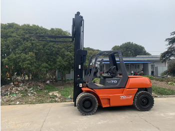 Diesel forklift TOYOTA