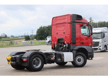 Tractor unit Mercedes-Benz Arocs 1853 HAD 4X2 / 4X4 LS: picture 4