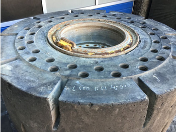 Wheels and tires Liebherr Tires 23,5R25: picture 2