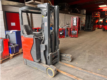 Reach truck LINDE R